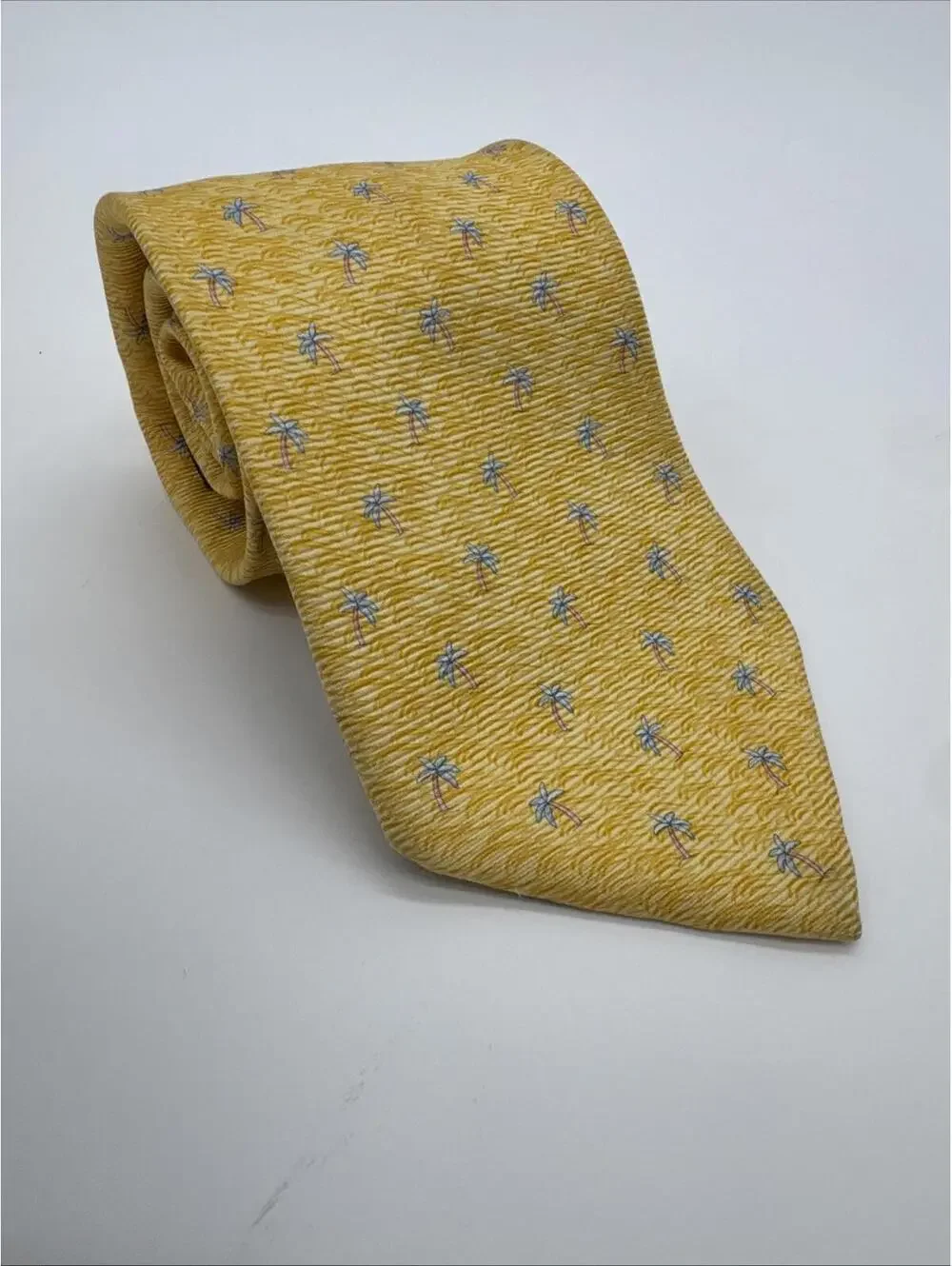 Tommy Hilfiger Men's Tie 100% Silk, Made In Italy Palm Trees-Loss Threads